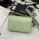  mid purse view 6
