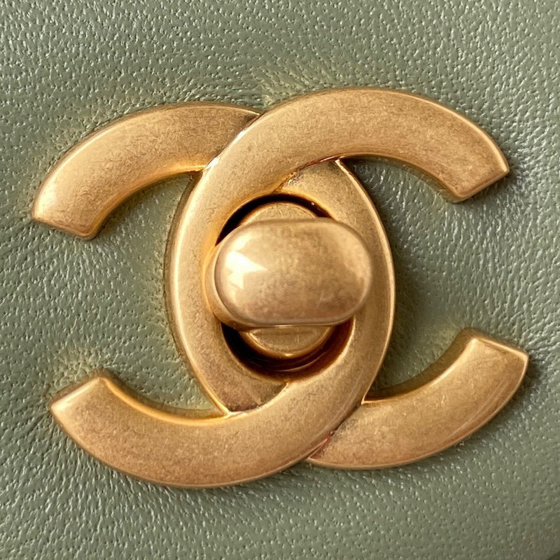  compact purse view 6