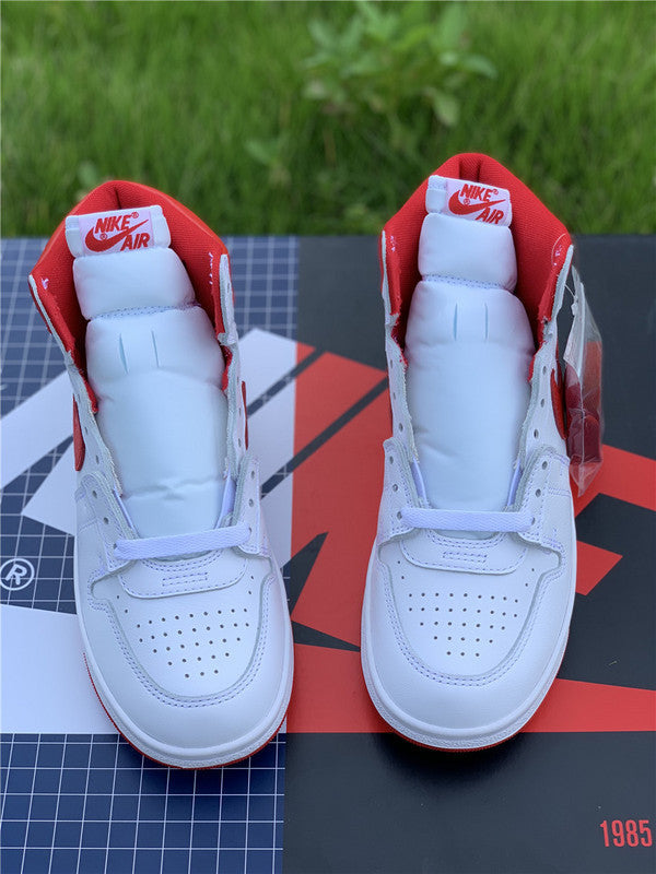 Nike Men's & Women's Premium Designer Sneakers — Style 070 hardware detail