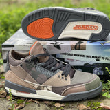 Nike Men's & Women's Designer Street Sneakers — Style 230 hardware detail