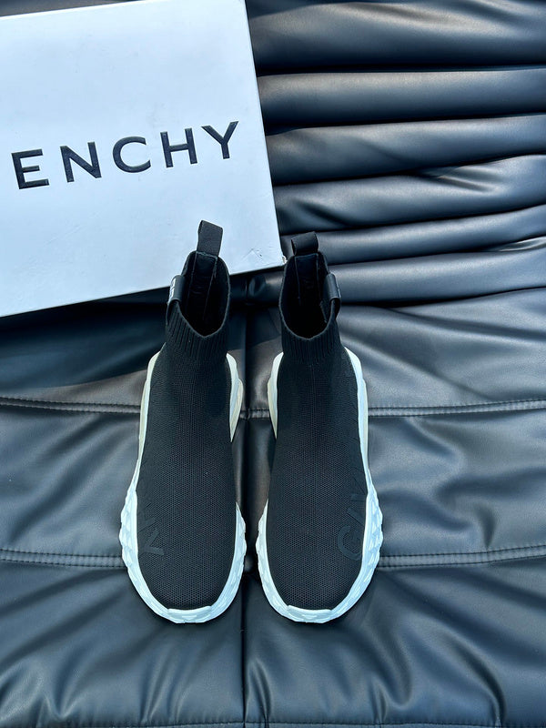 Givenchy shoes Style 177 - close-up of premium leather craftsmanship
