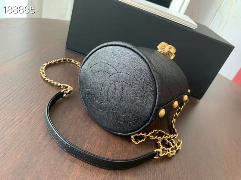  women's handbag, compact design, view 5