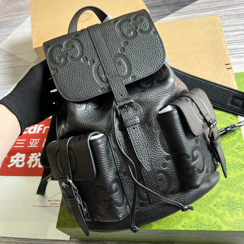 Handle and strap detail of polished structured women's handbag – women's luxury handbag