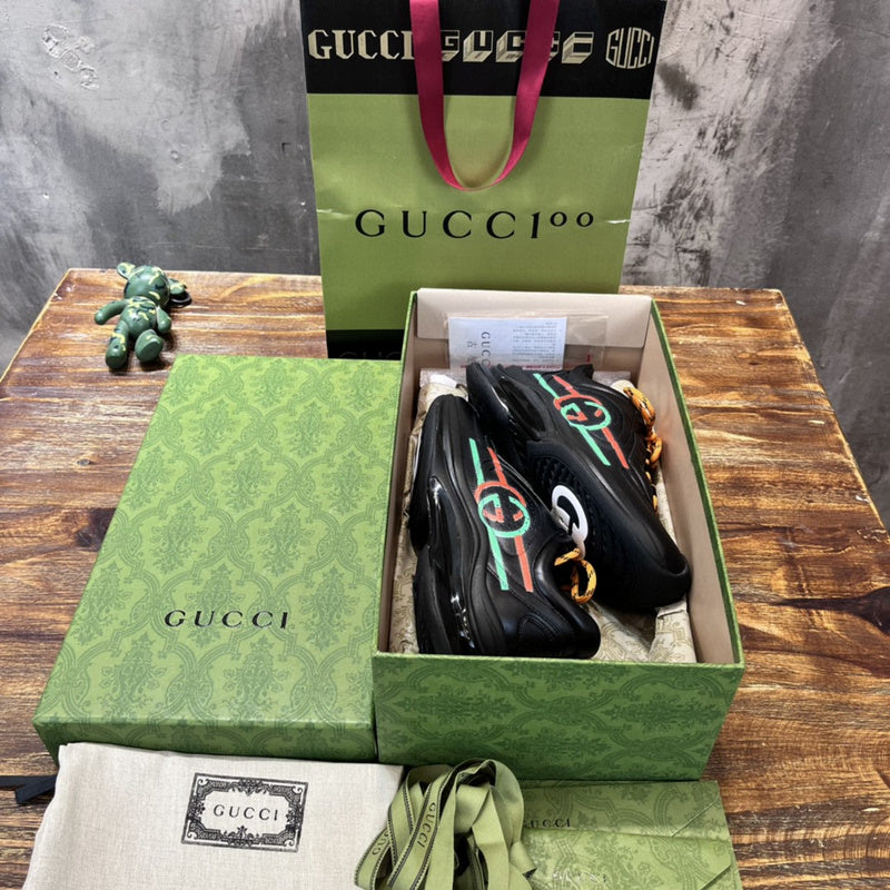 Gucci fresh white-and-black luxury sneakers view 9 minimalist modern build