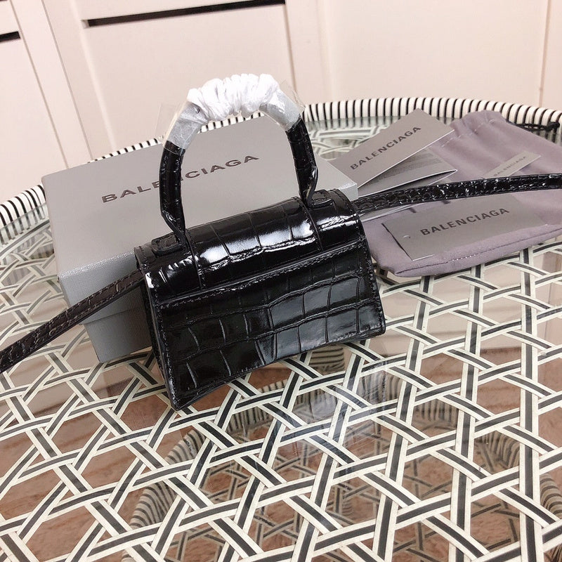 Back view of polished structured women's handbag – women's everyday handbag