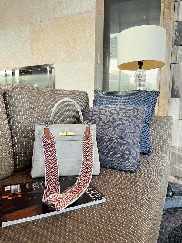 Polished bag women's premium everyday handbag