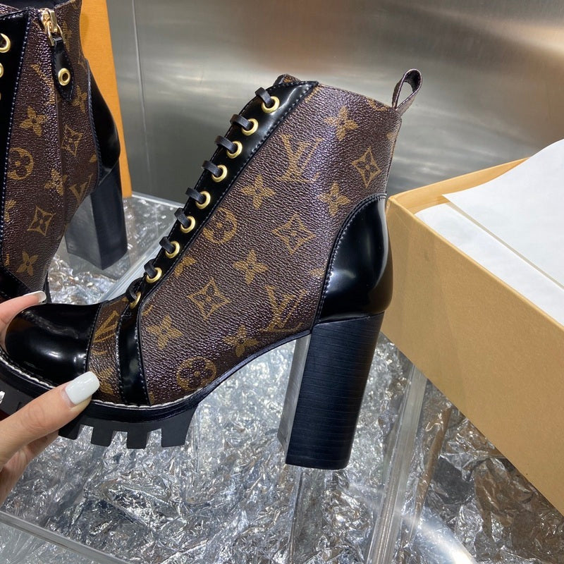 Louis Vuitton Grey Classic Ballet Flats - Angled View