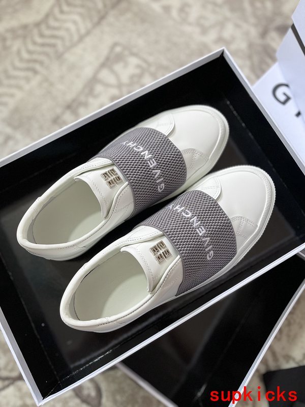 Givenchy shoes Style 043 - close-up of premium designer craftsmanship