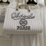  handbag, spacious everyday style, image 4