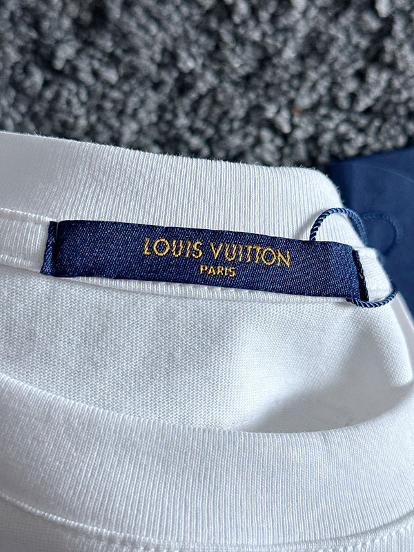 Full styled look of Louis Vuitton cotton t-shirt with tailored silhouette
