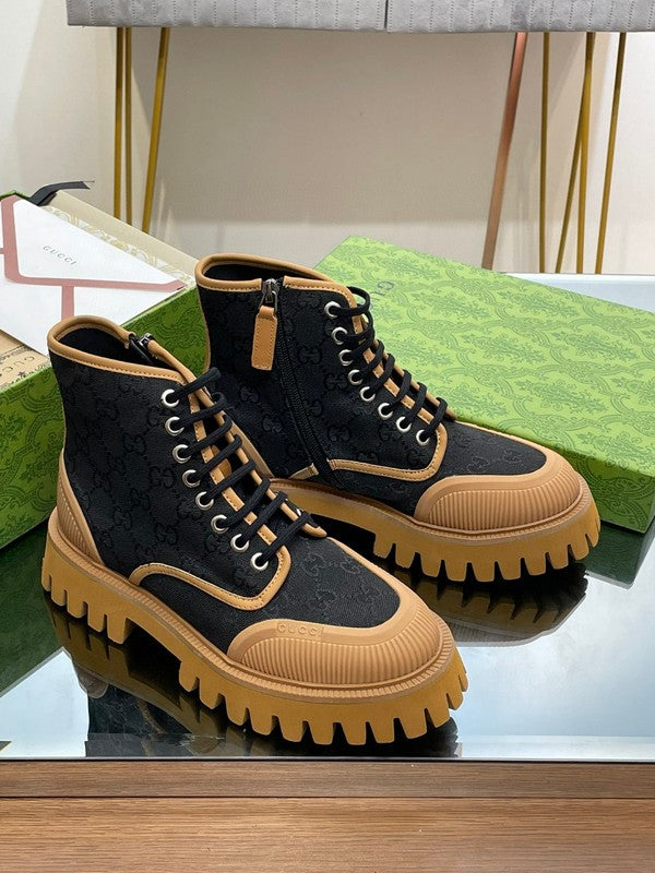 Gucci classic monochrome luxury sneakers view 9 everyday casual design