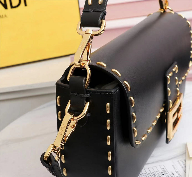 Ziva's Charm handbag – interior view (Standard Size)