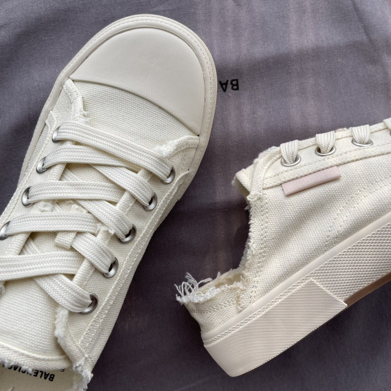 Zivas Charm Polished Finish Designer Shoes (Effortless Everyday Style) – Close-Up Detail