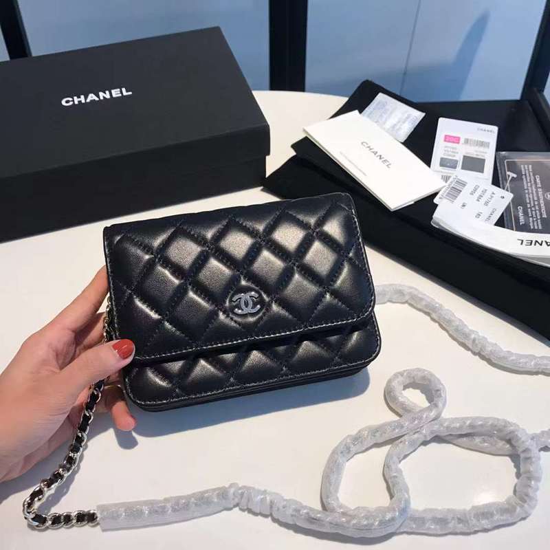 Zivas Charm Understated Luxury Luxury Handbag (Premium Everyday Carry) – Interior View
