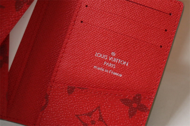  top-handle bag interior and compartment view 9