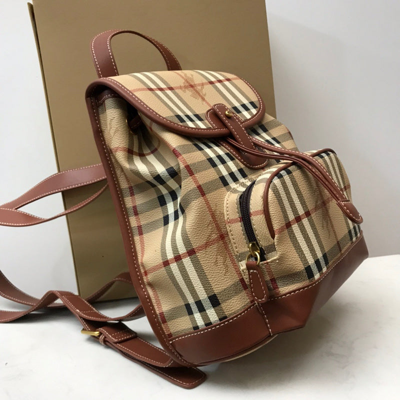 Ziva's Charm handbag – close-up view (one versatile size)