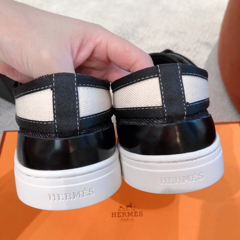 Hermes shoes Style 293 - additional angle view