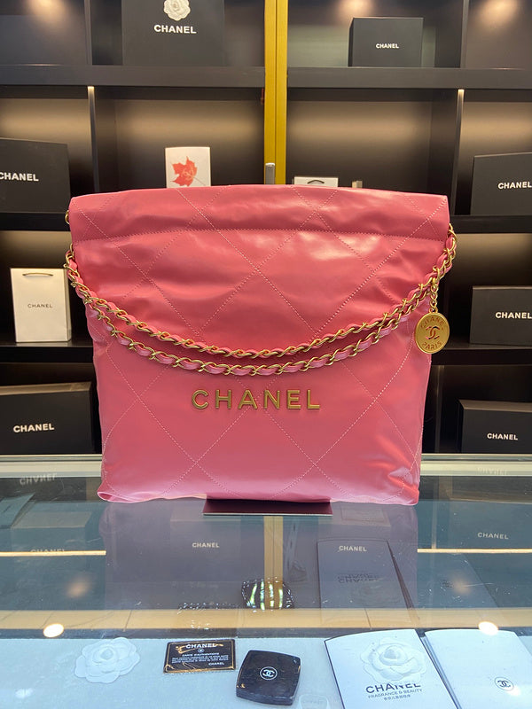  spacious purse view 2