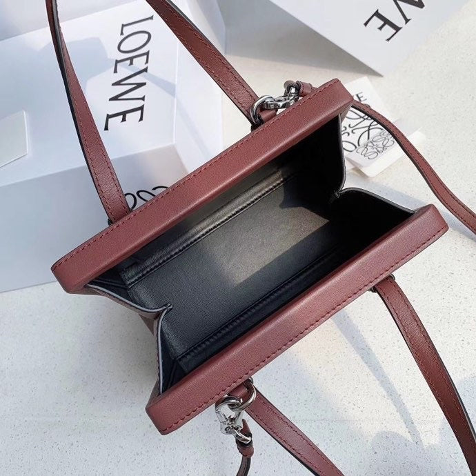 Ziva's Charm handbag – product shot (Standard Size)