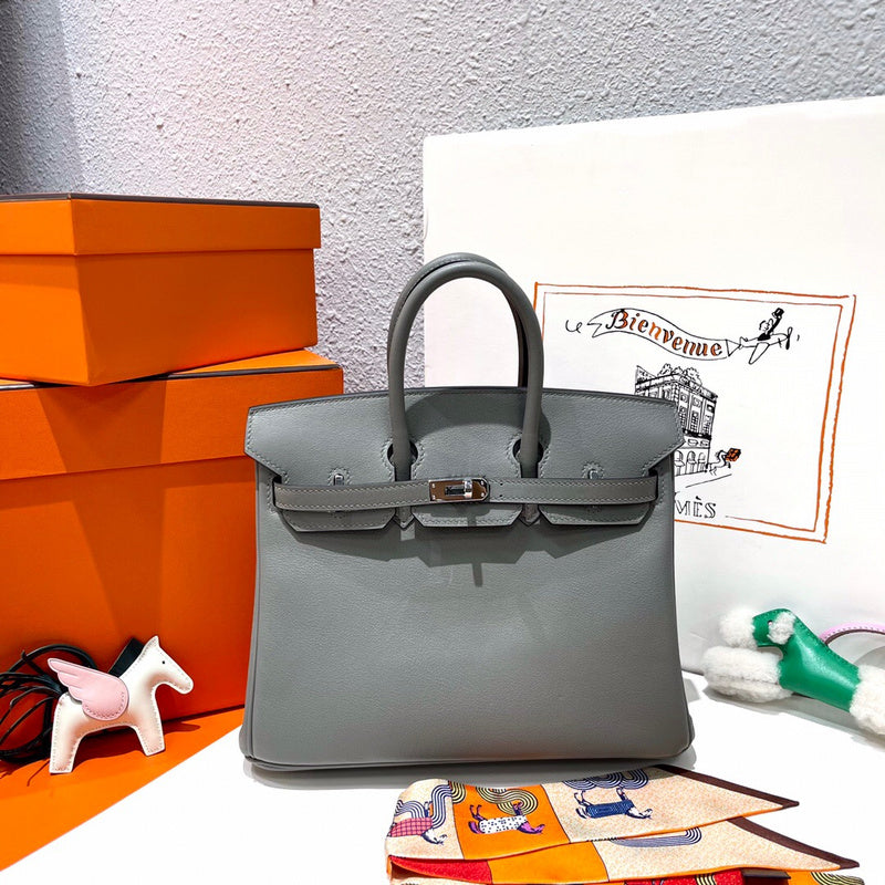 Interior view of timeless premium bag