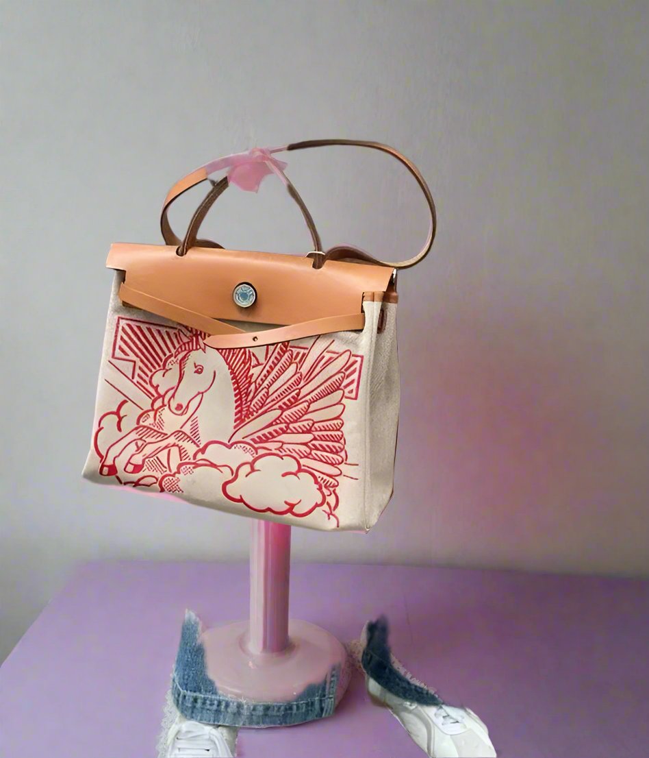 Sophisticated bag women's premium everyday handbag