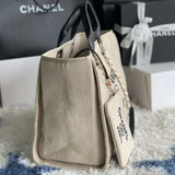 Zivas Charm Modern Edge Everyday Handbag (Considered Detail & Form) – Close-Up Detail