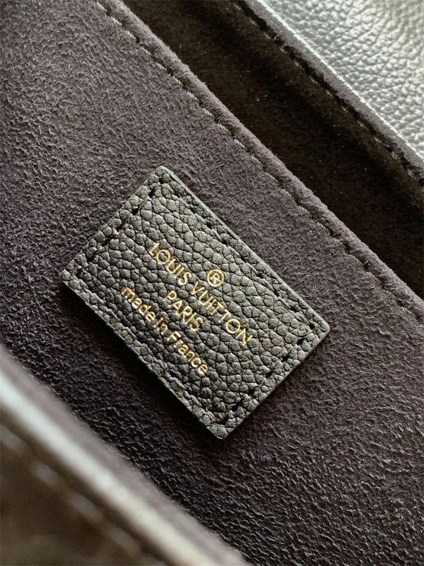  sleek structured bag detail view showing craftsmanship 14