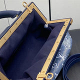  shopper bag interior and compartment view 9