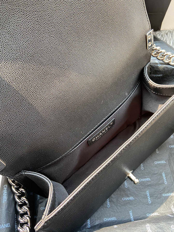  mid purse view 9