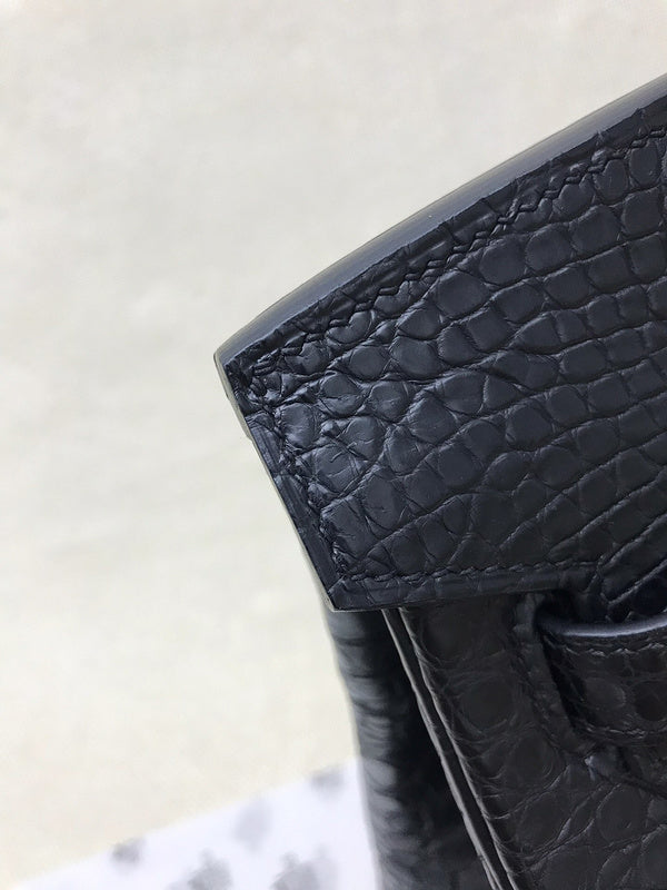 Interior view of poised premium bag