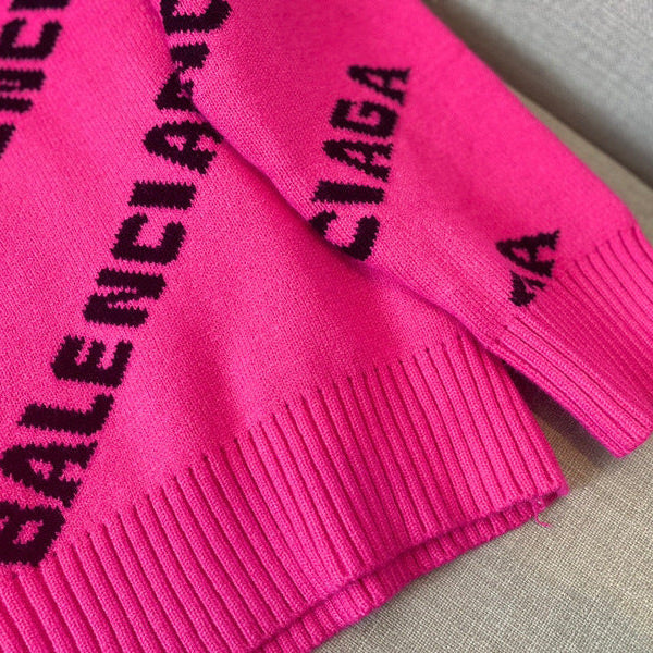 Three-quarter angle view of Balenciaga luxury piece style No.292