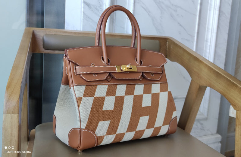 Understated bag women's premium everyday handbag