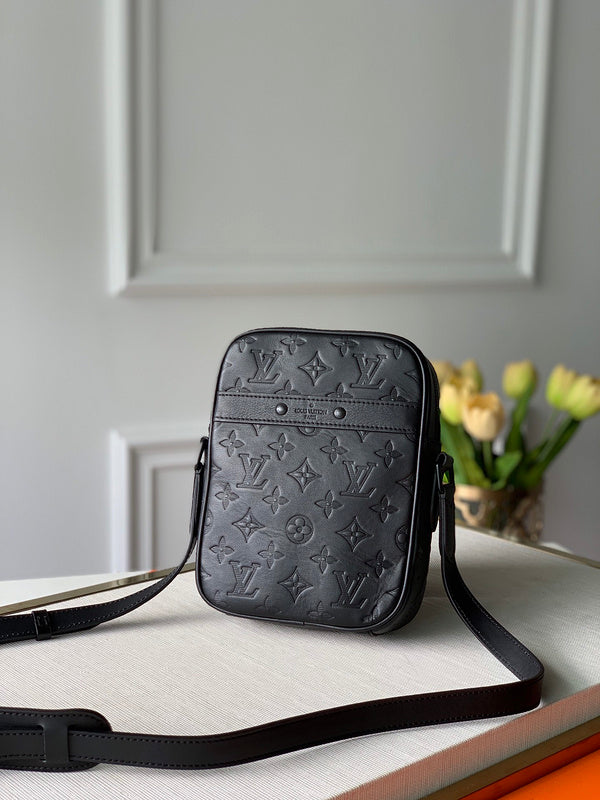 Interior view of structured signature women's handbag – women's premium purse
