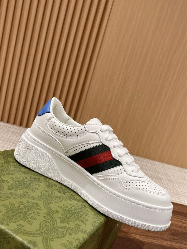 Gucci Casual sneakers in classic monochrome cushioned comfort fit front view