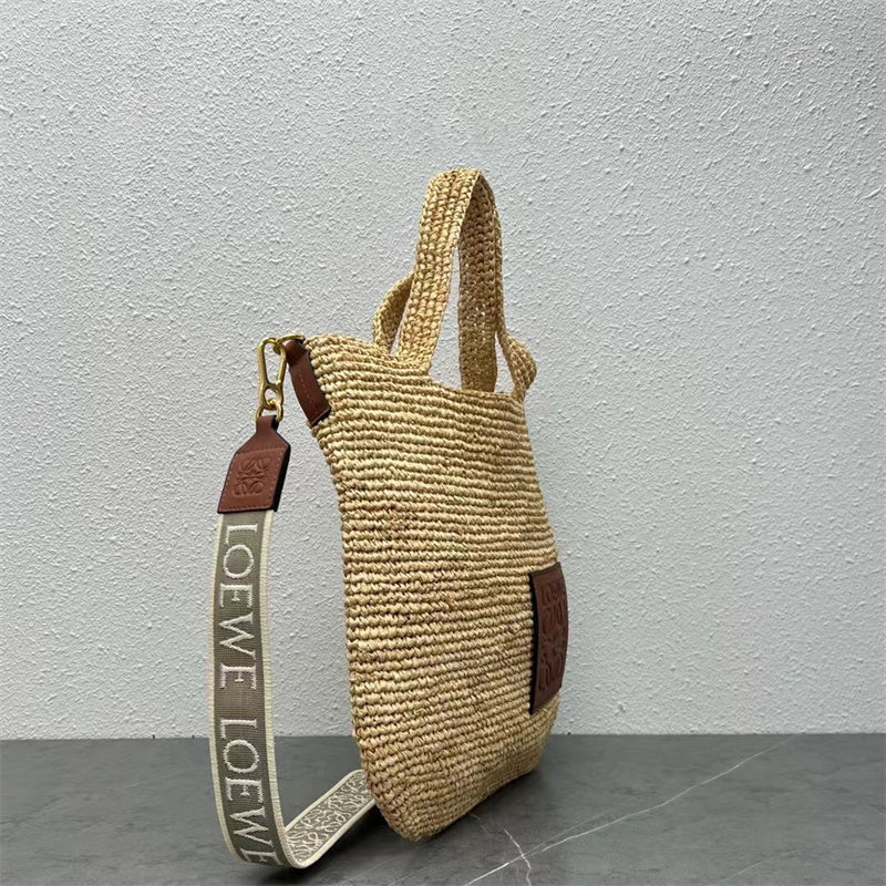 Ziva's Charm handbag – lifestyle view (30cm*80cm*30cm)