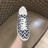 Burberry shoes Style 241 - sole and craftsmanship detail