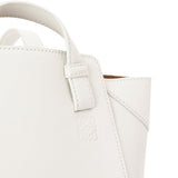Ziva's Charm handbag – front view (20cm*20cm*18cm)