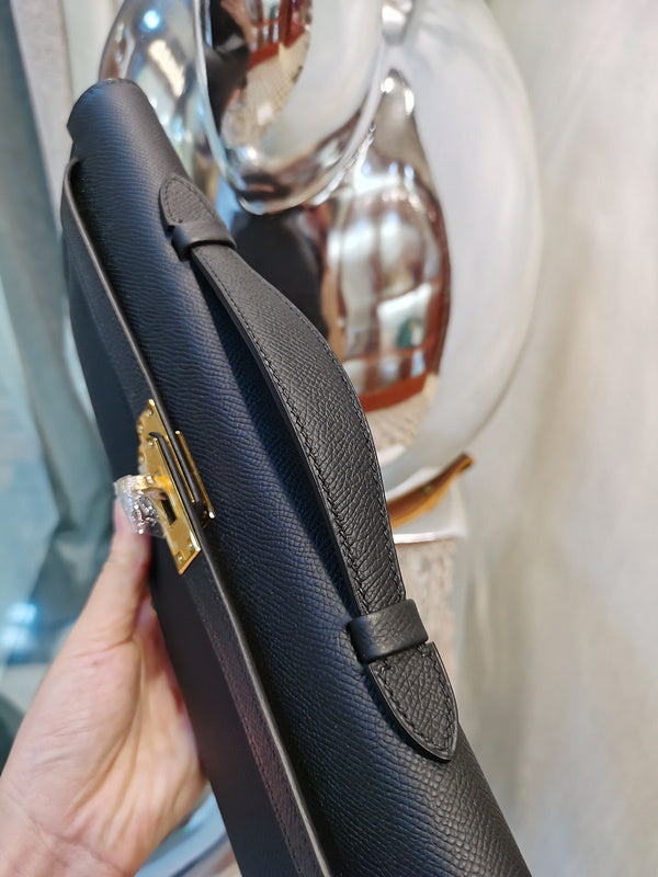 Close-up detail of balanced bag design