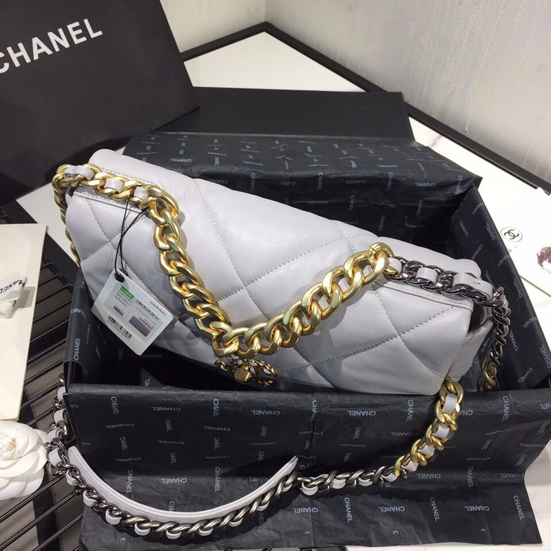 Zivas Charm Understated Luxury Fashion Handbag (Modern Wardrobe Staple) – Back View