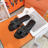 Hermes shoes Style 328 - texture and material detail (alternate angle)