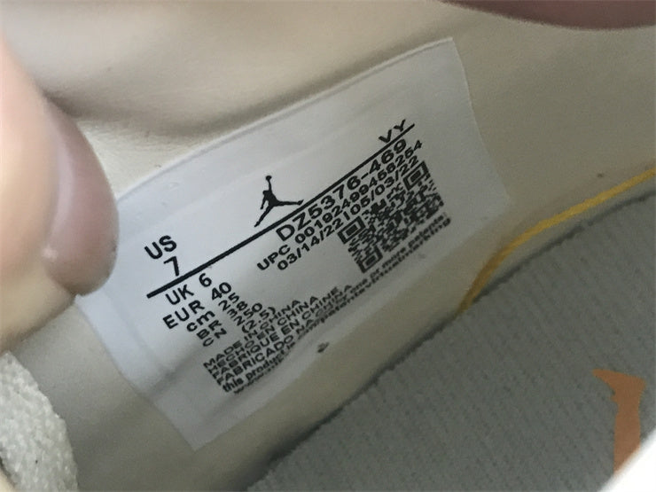 Nike soft grey luxury sneakers view 15 chunky sole construction