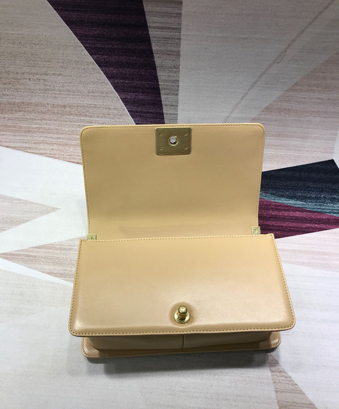  women's handbag, mid design, view 6
