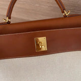  streamlined shopper bag styled with outfit