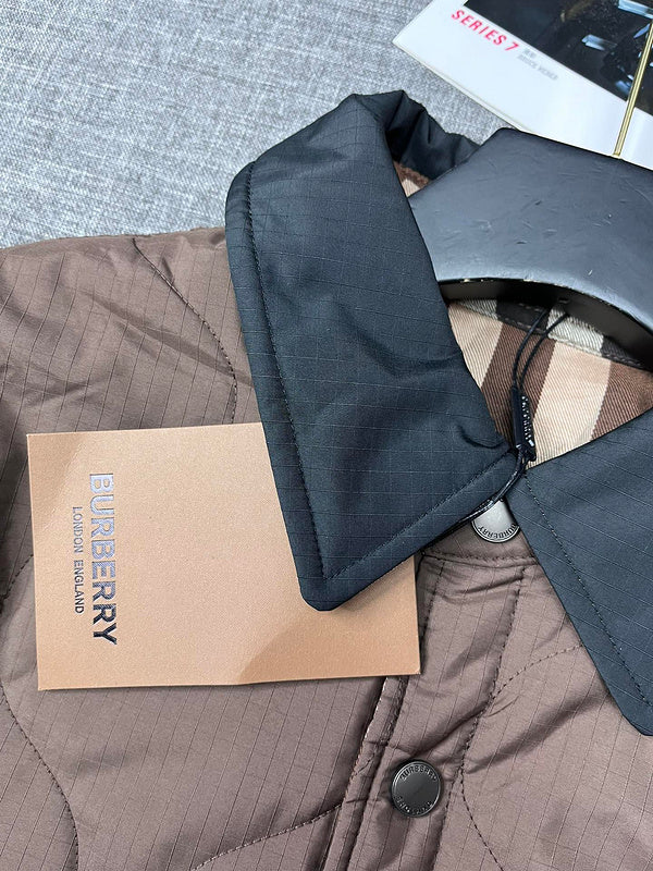 Three-quarter angle view of Burberry luxury piece style No.470