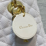 Styled lifestyle shot of premium sleek women's handbag – women's everyday handbag