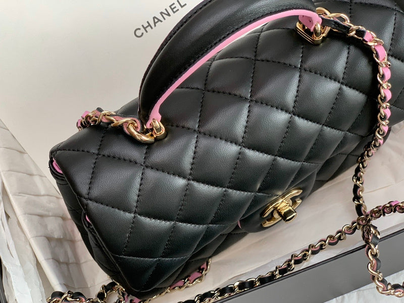  women's handbag, mid design, view 4