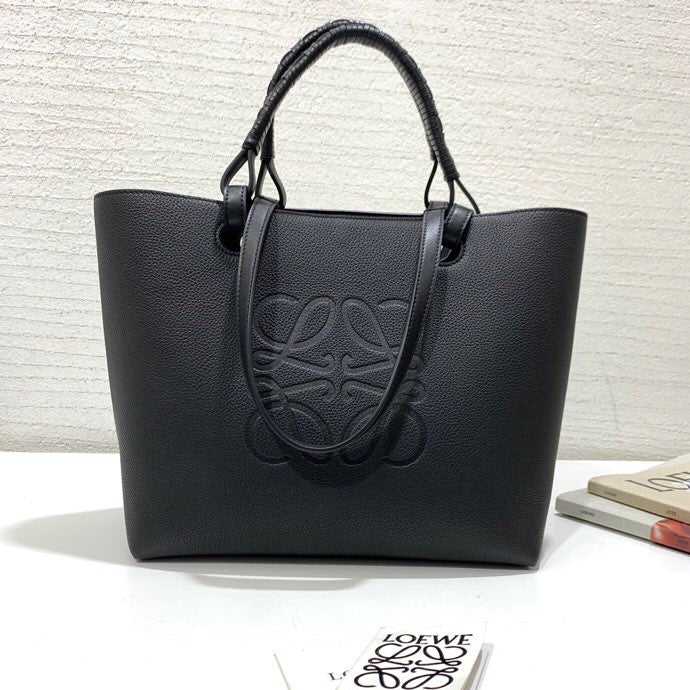 Ziva's Charm handbag – styled view (29cm*25cm*14cm)