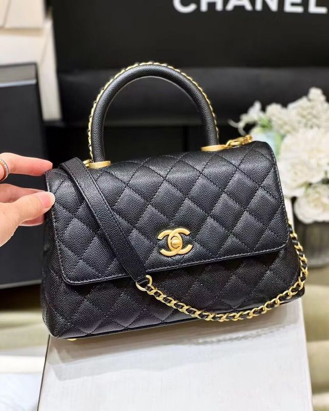  women's handbag, mid design, view 2