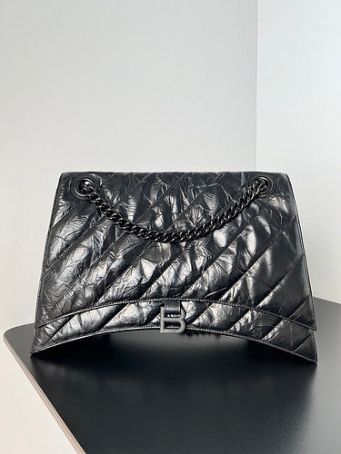 Zivas Charm Everyday Sophistication Fashion Handbag (Contemporary Shape Language) – Front View 2