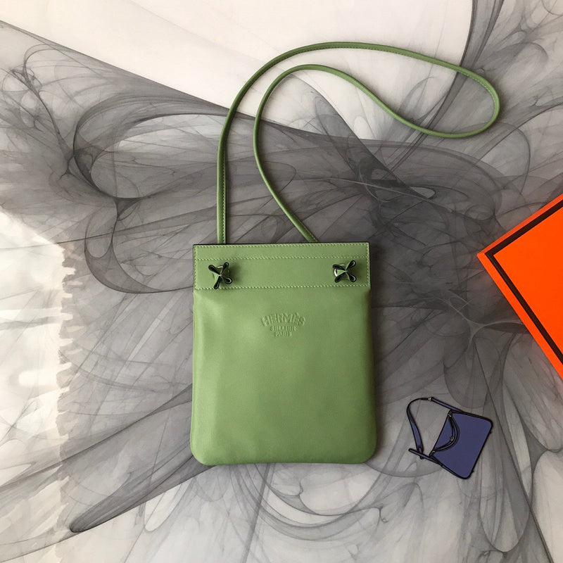 Everyday-Ready handbag styled for everyday wear
